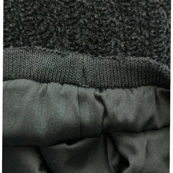 St. John Chenille Skirt - Picture 7 of 7